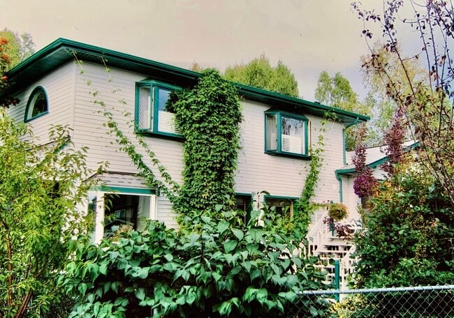 Building Photo - 3321 Caress Cir