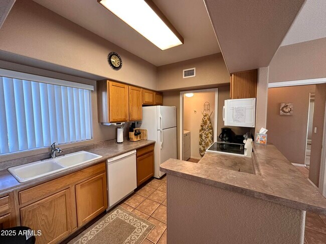 Photo - 10401 N Saguaro Blvd Unit 316
