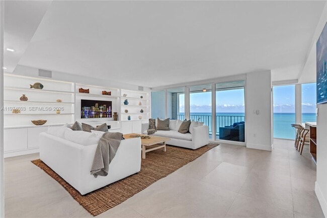 Building Photo - 881 Ocean Dr Unit 27D