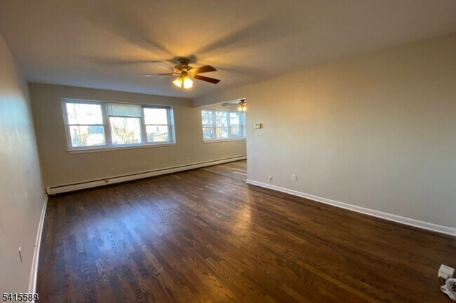 Photo - 35 S Willow St Unit B4