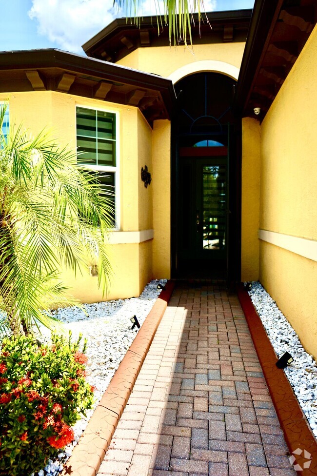 Building Photo - 11322 SW Barton Way Rental