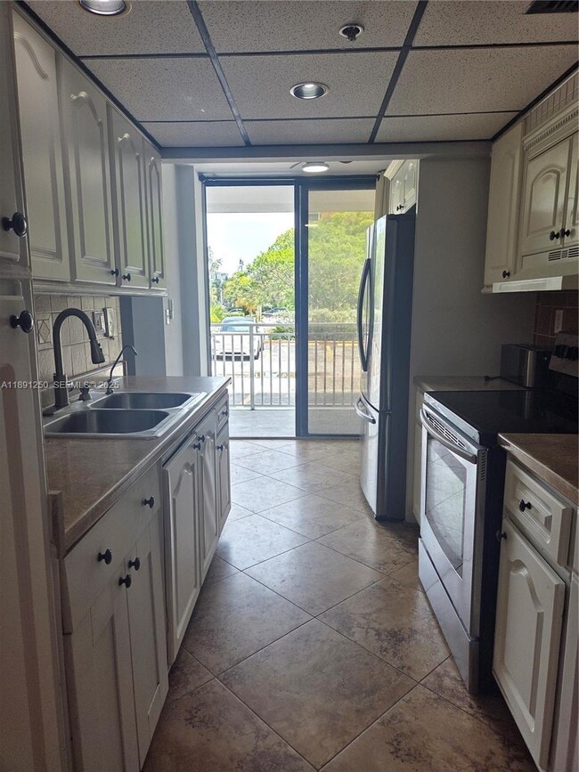 Photo - 210 174th St Unit L18