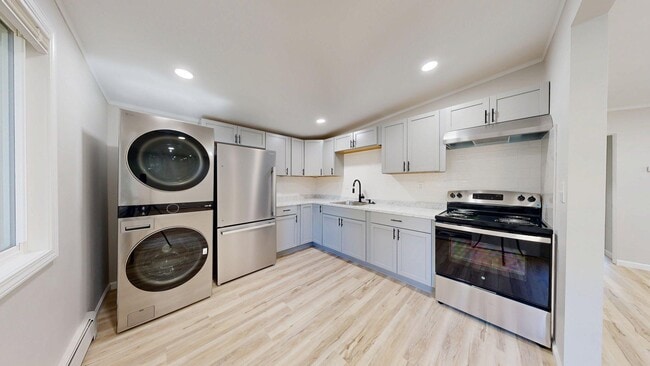 Photo - 122 Allen Dr