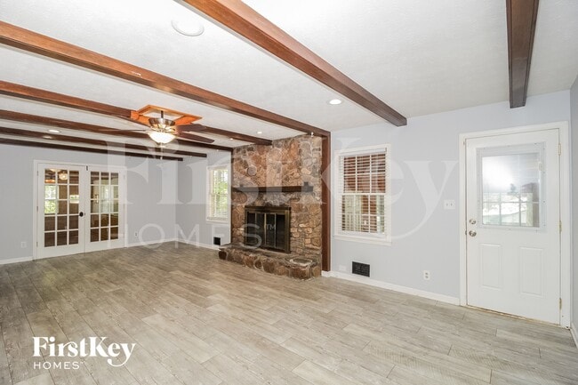 Photo - 30 Roving Hills Cir SE