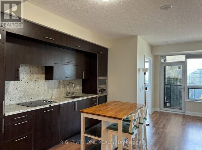 Photo - 5 Sheppard Ave E Unit 2518