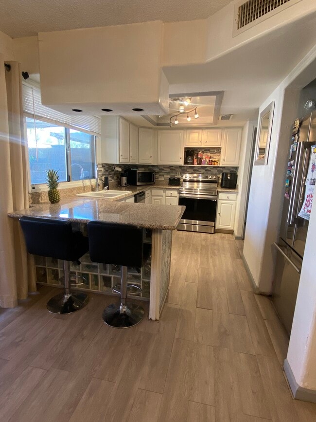 Photo - 5710 N 43rd Dr