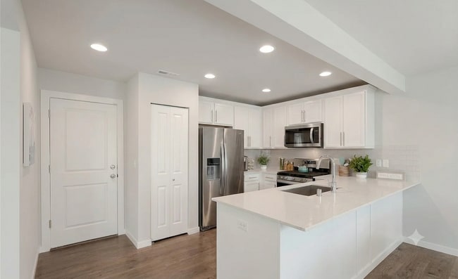 8860 53rd Pl NE