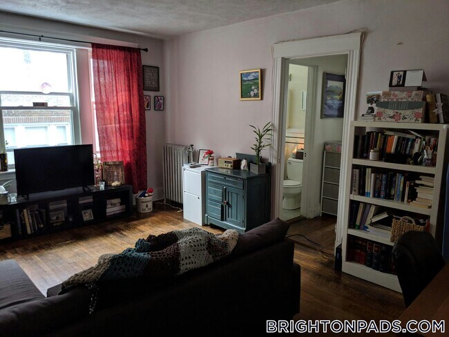 Photo - 1615 Commonwealth Ave Unidad 27