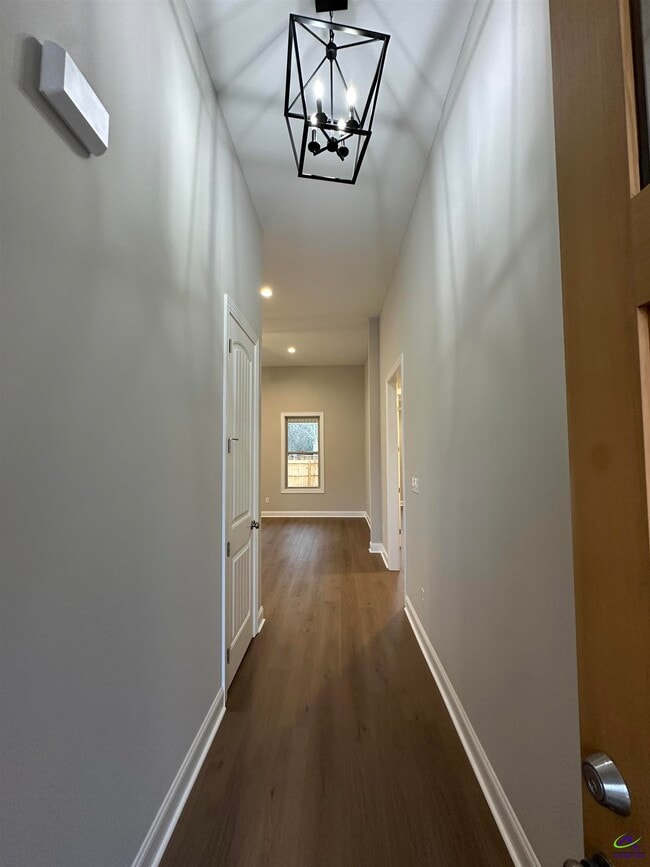 Photo - 110 Mayberry Ln