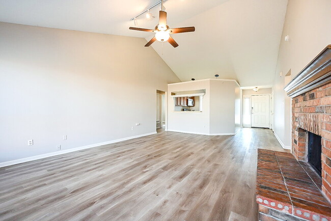 Photo - 114 Windmill Ridge Dr