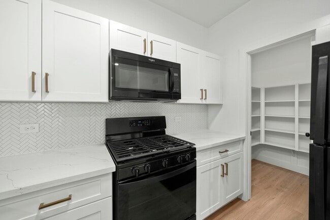 Photo - 7205 Tippett St