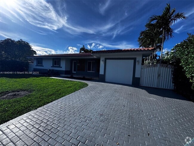 Building Photo - 12745 SW 33rd Terrace Rental