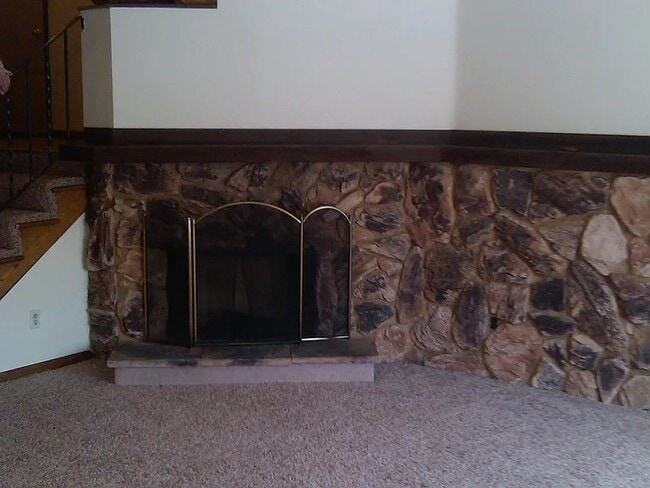 7023 McCauley Trail W