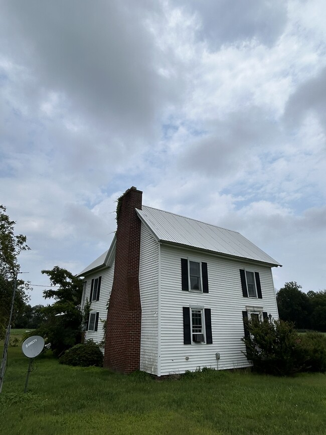Photo - 8839 Langmaid Rd