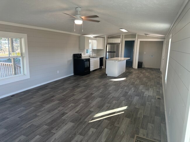 Photo - 4987 Page Rd