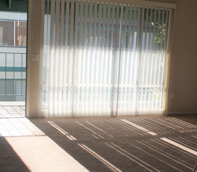 Photo - 1817 E Grand Ave Condo Unit 40