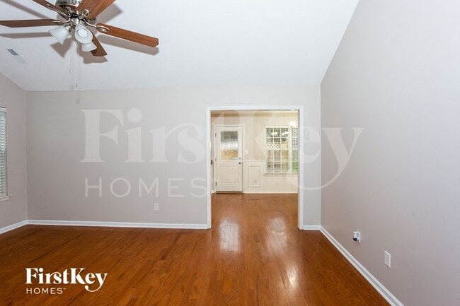 8507 Redstone View Dr