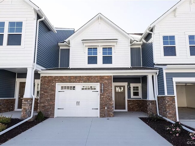 Building Photo - 18613 Palisades Rdg
