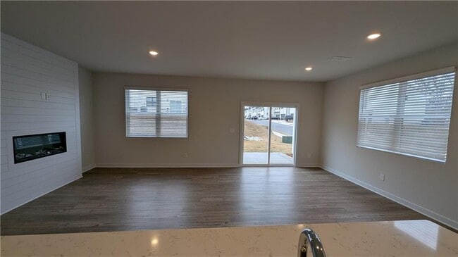 Photo - 1732 Harper Lily Ln