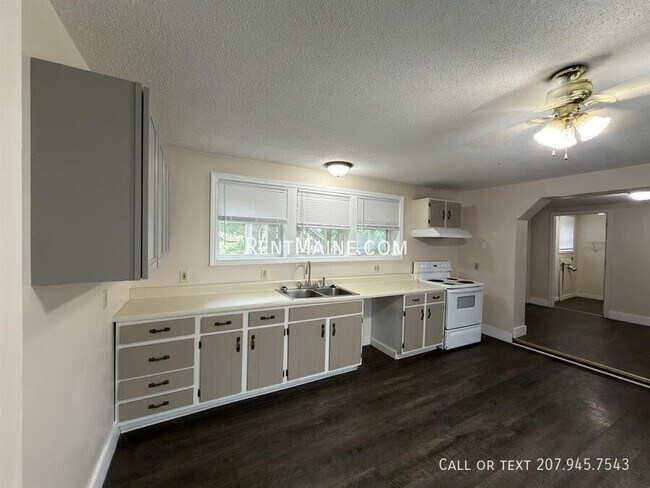 Photo - 12 Spring St Unidad Apt #1