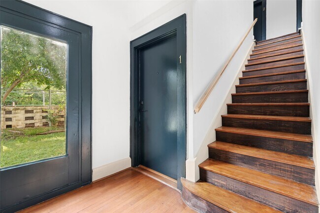 Photo - 1516 Bonnie Brae St Unit 3