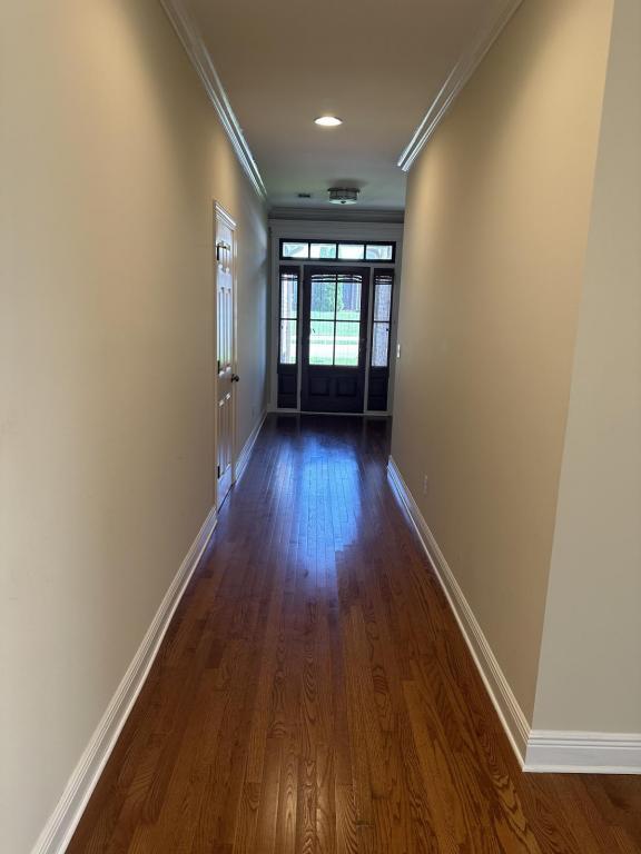 Photo - 711 Greenbriar Dr