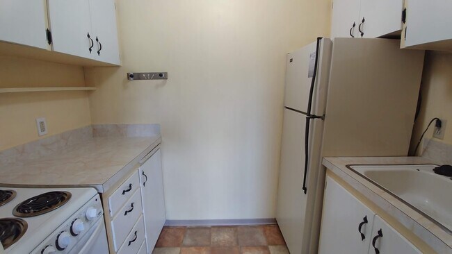 Photo - 625 SE Taylor St Unit Lower