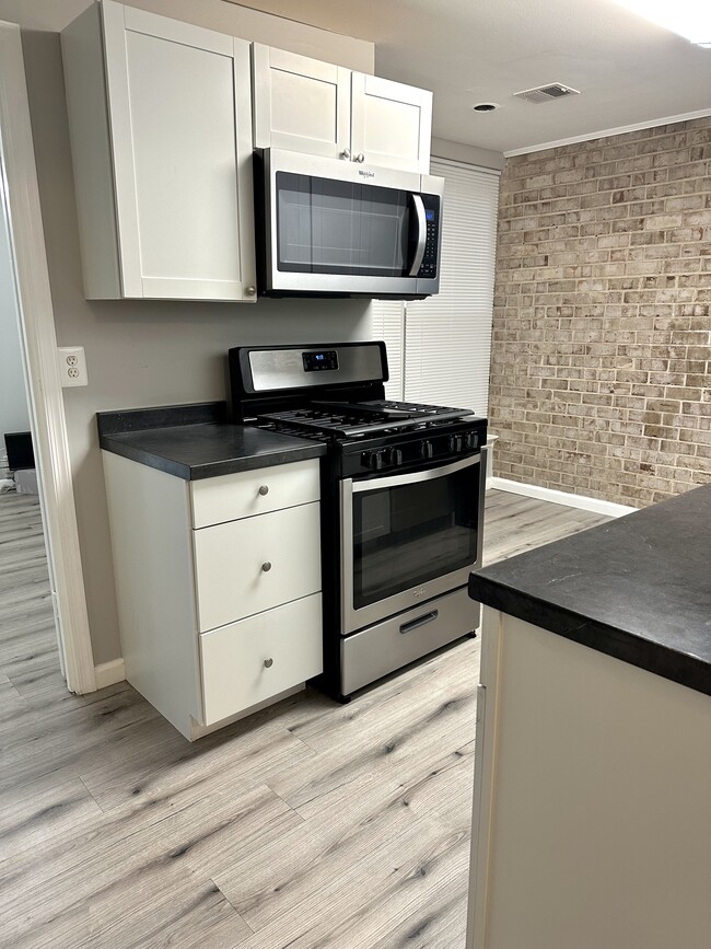 Photo - 3358 Huntley Square Dr Unidad B2