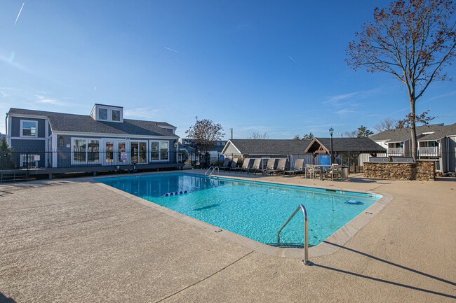Building Photo - Meridian at Hermitage Rental
