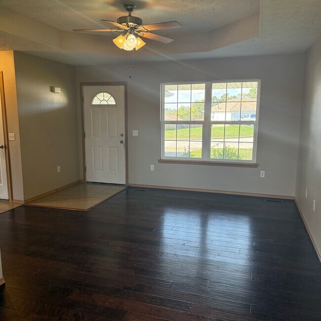 Photo - 4 Bedroom 2 Bathroom on corner lot