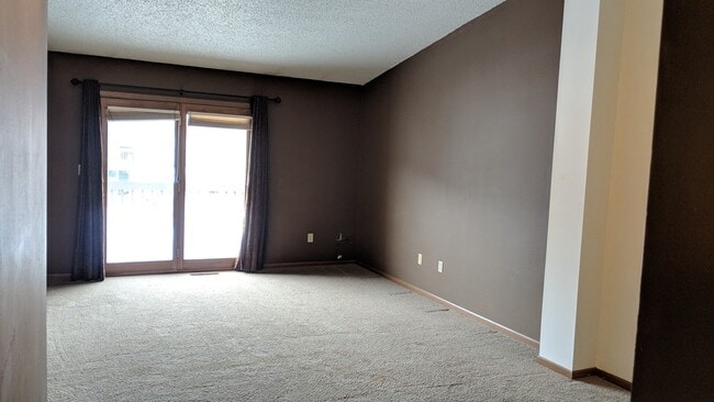 Photo - 3-bedroom, 2-bath Townhome in Coralville