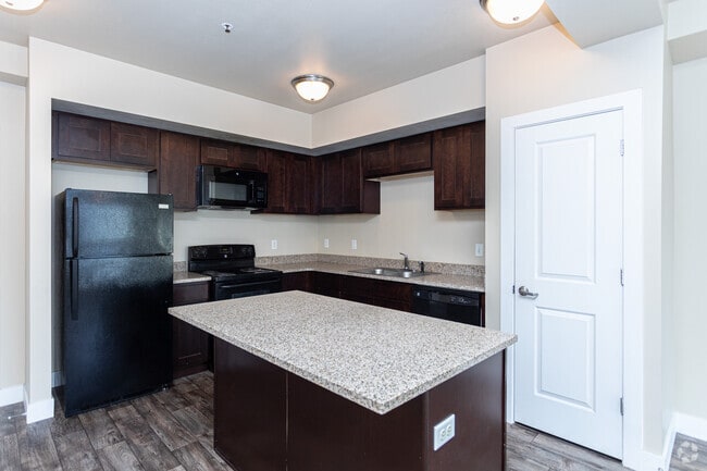 1BR, 1BA - 667SF - Kitchen