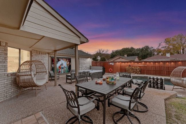 Photo - 8351 Rock Brook St