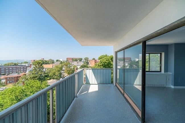 Vista desde el balcón - 300 Lynn Shore Dr Unidad 1004