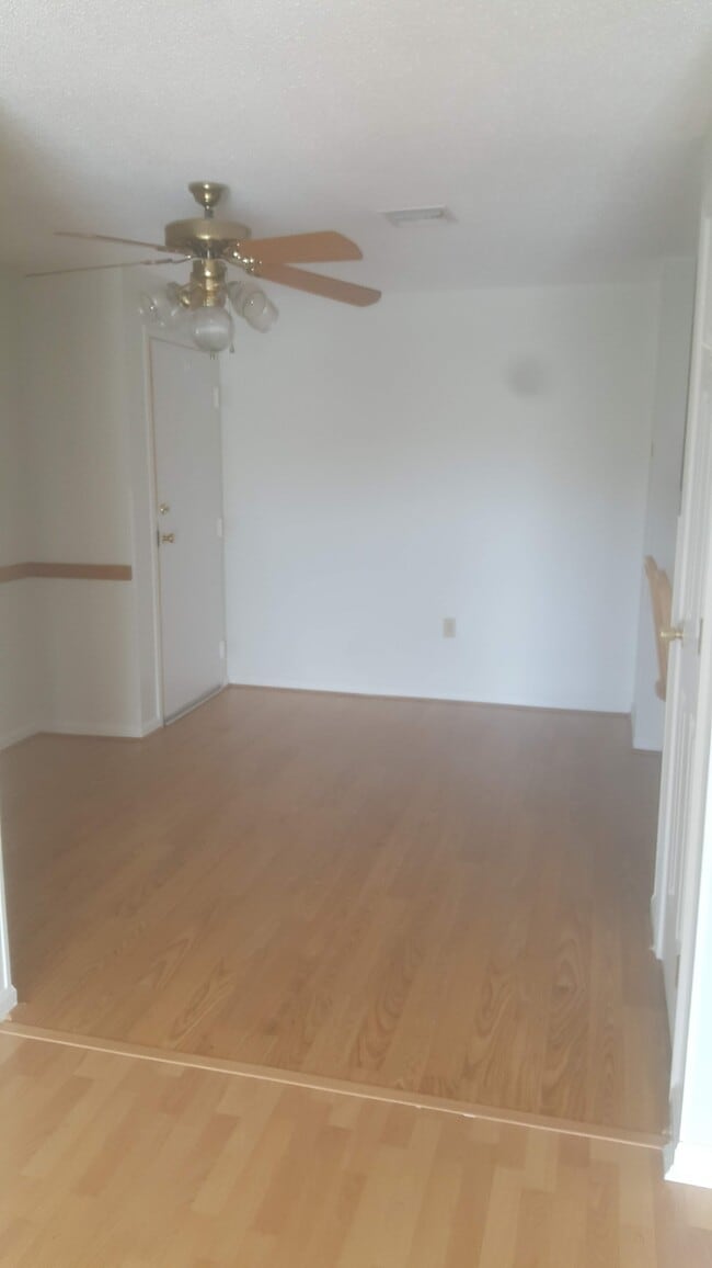Building Photo - 15 Bourbon St Unit 15 Bourbon Street 71