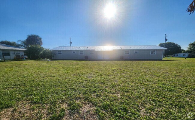Building Photo - 1249 Chobee St Rental