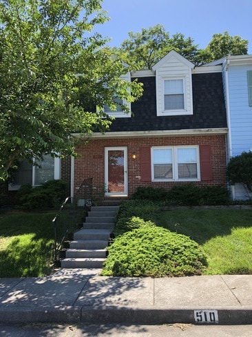 Photo - 510 Tudor Dr Townhome
