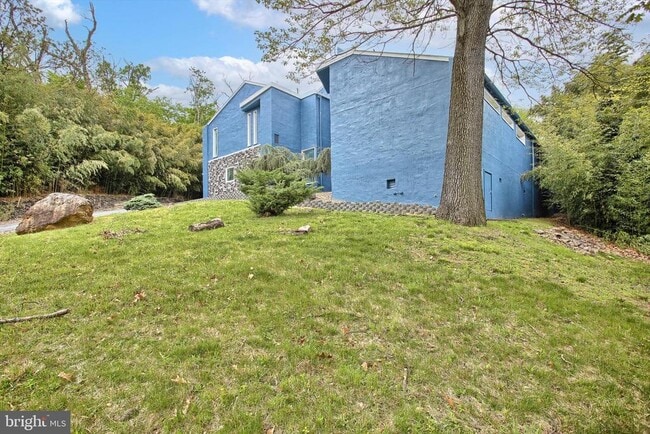 Photo - 1813 Holly Dr