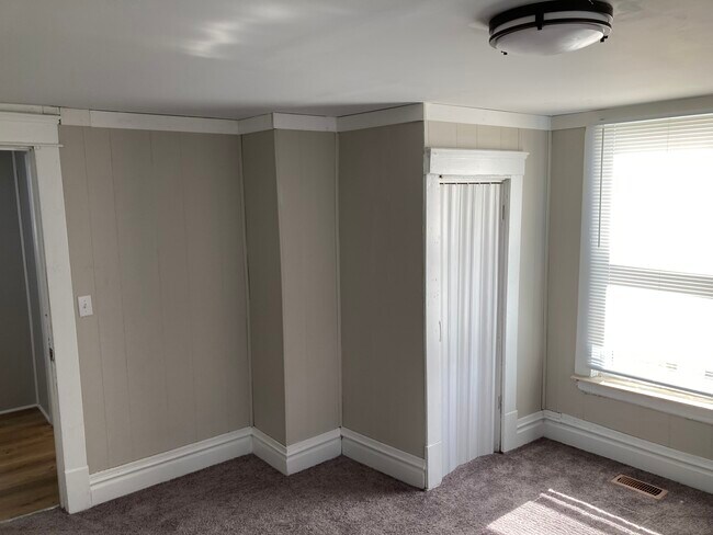 Photo - 4023 Fairlawn Ave Unit Apt 1