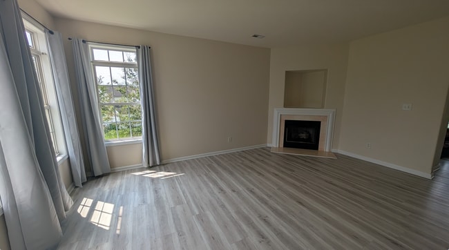 Photo - 8601 Sawleaf Ct