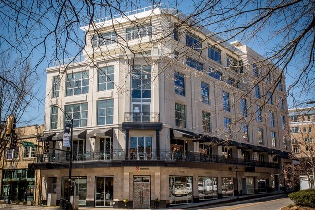 Building Exterior - Falls Park Place Rental