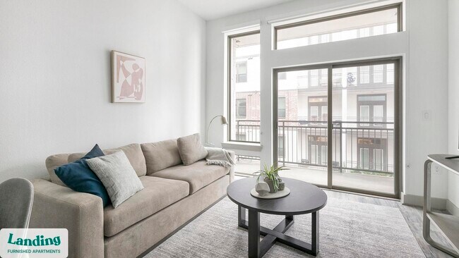 3030 Summer St Unit 238