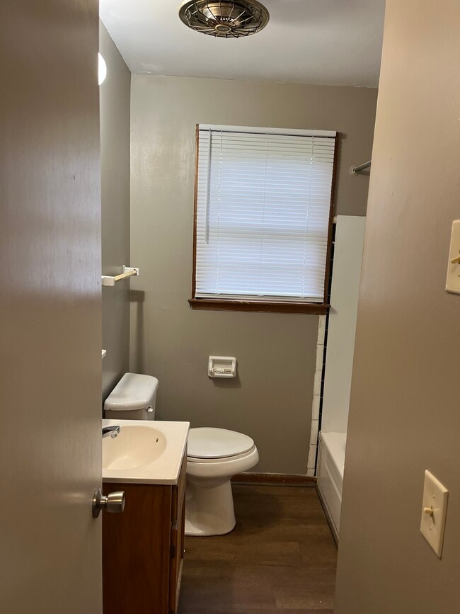 Photo - 2608 Jenkins St