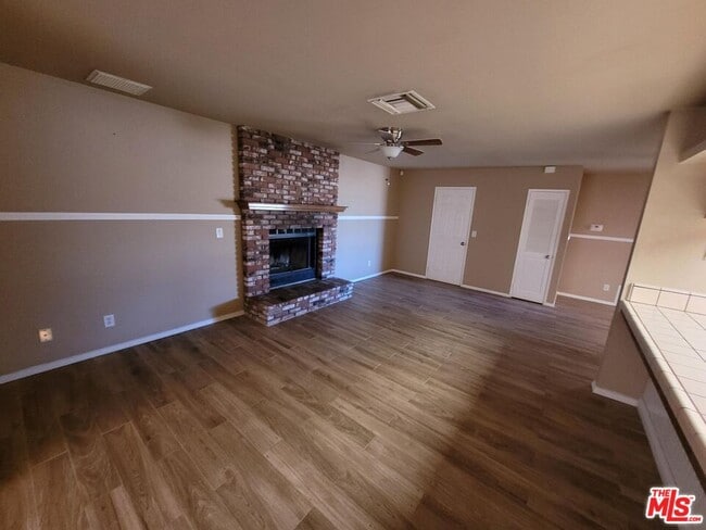 Photo - 9825 Sally Ave