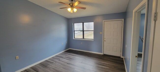 Building Photo - 1 Bed/1 Bath Apartment in Horseshoe Bend Unit Apt 15