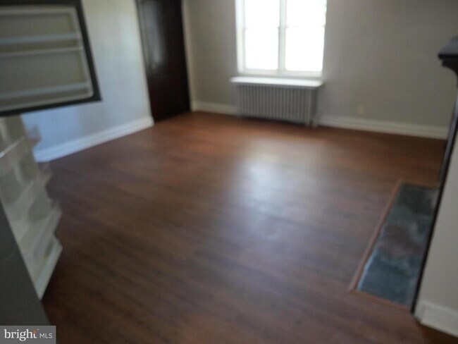 Photo - 313 Hampden Rd