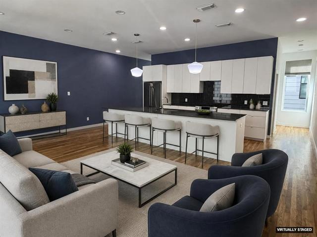 4921 Jack Ct