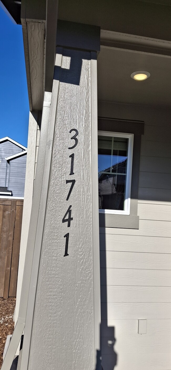 Photo - 31741 NW Blake Terr