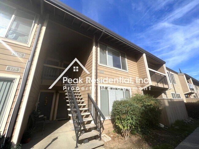 Photo - Wonderful 2bd/2ba Orangevale Condo - Gated... Unit 174