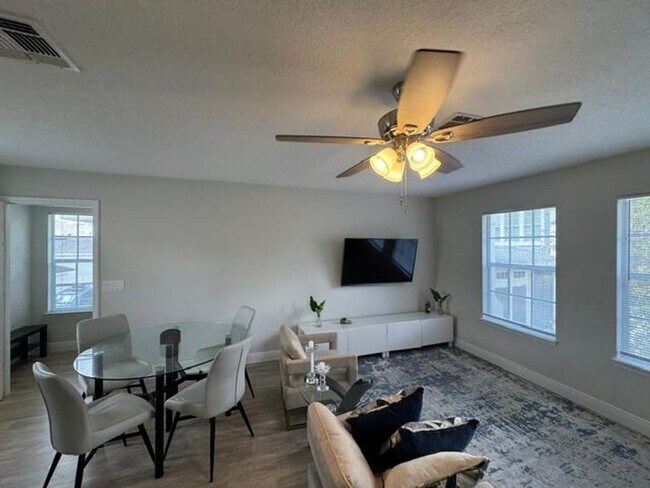 Photo - 1 Bedroom 1 Bath Renovated Garage Apartment in the Main Village of Celebration